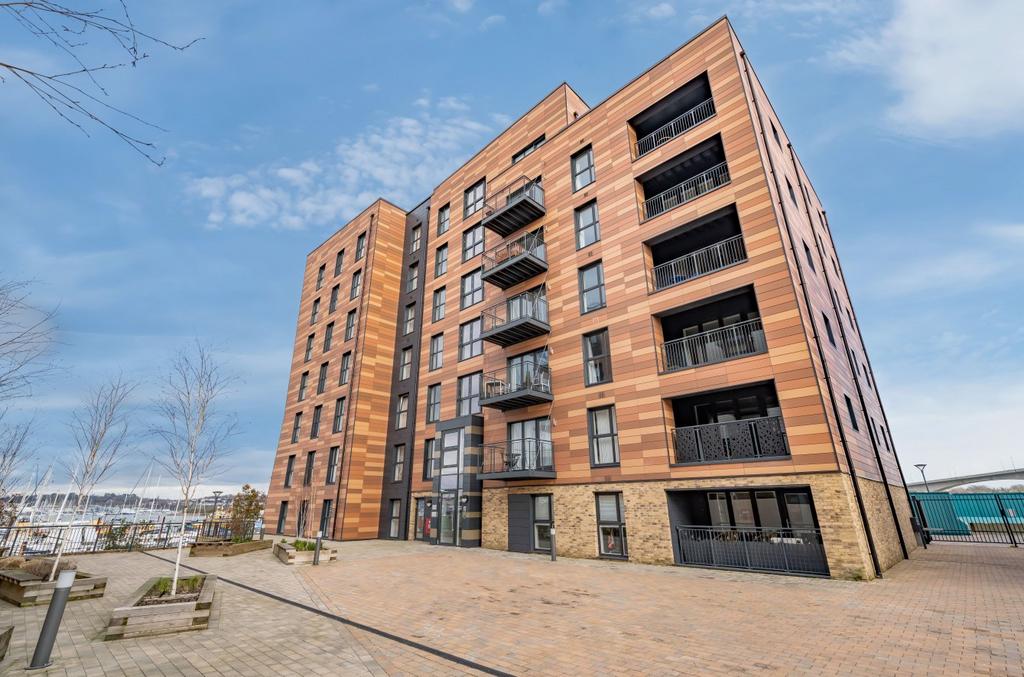 Thomas Blake Avenue, Southampton... 1 bed apartment £220,000