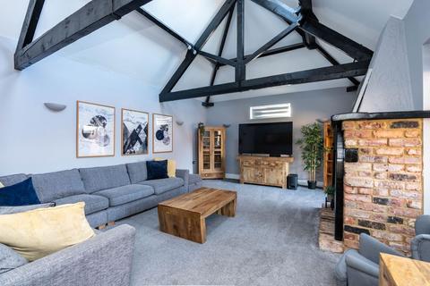 2 bedroom barn conversion for sale - St Peters Close, Gosberton, Spalding  PE11 4EL