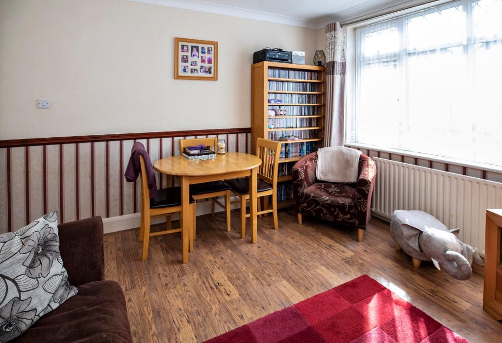 Malvern Court, Malvern Road, Bournemouth, Dorset 2 bed flat for sale
