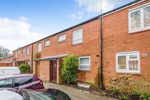 21 Kimbolton Close, London, SE12 0JH