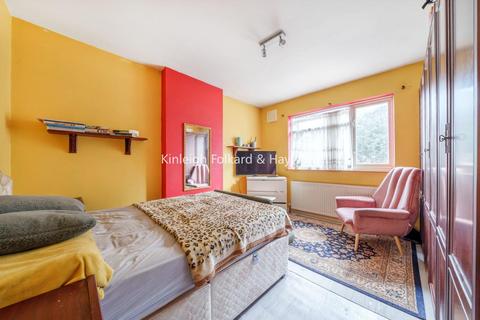 584 Wickham Road, Croydon, CR0 8DN