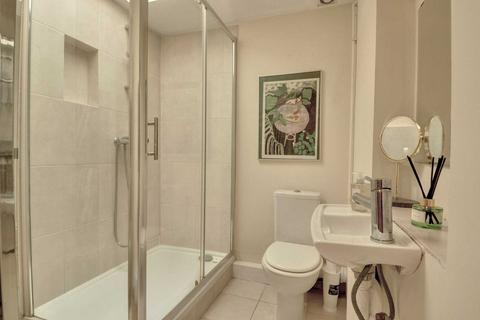 58 Albert Road, Henley-on-thames, RG9 1SD