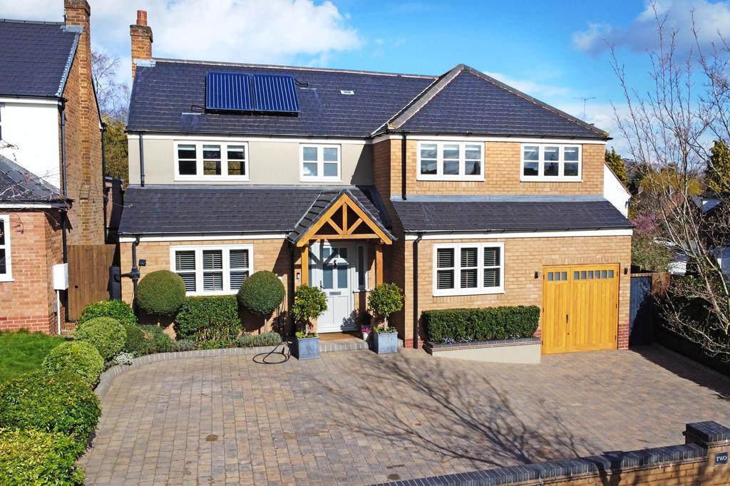 Holland Avenue, Knowle, B93 4 bed detached house for sale £1,250,000