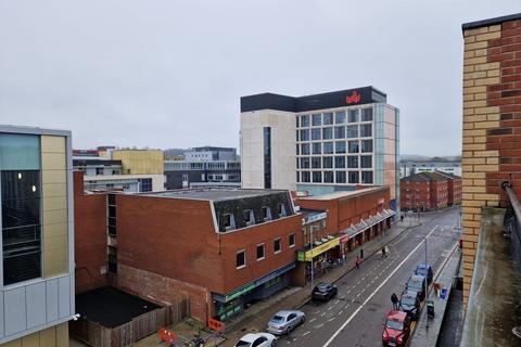 Studio to rent, Flat ,  Park Street, Luton