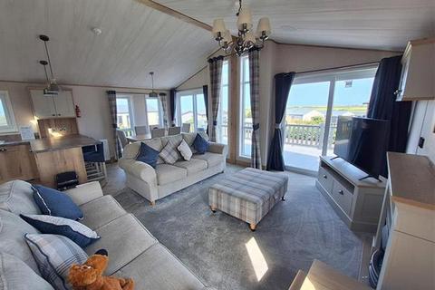 2 bedroom lodge for sale, Hendra Croft Newquay