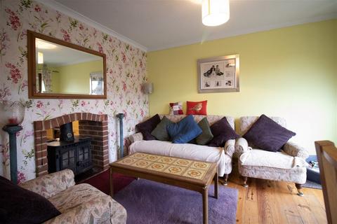 7 Chestnut Walk, Alresford, SO24 9NA