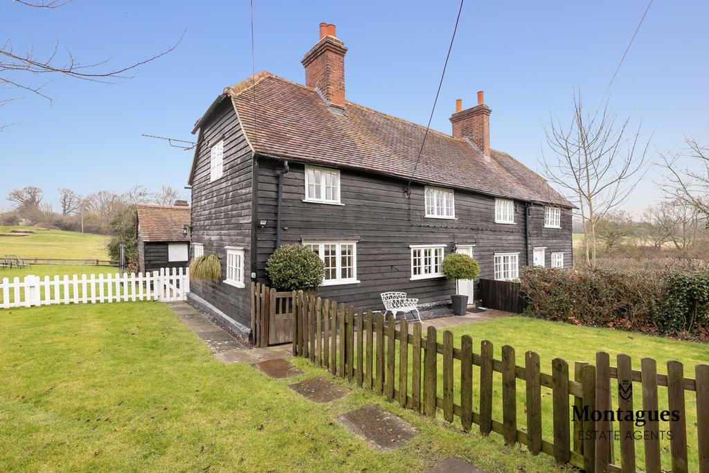 Berwick Lane, Stanford Rivers, CM5 3 bed cottage for sale £550,000