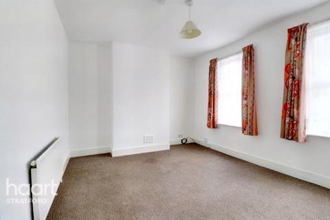 3 bedroom apartment for sale - Blenheim Road, Stratford