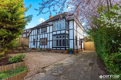 4 bedroom detached house for sale - Stockingstone Road, Luton
