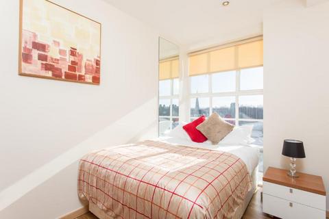 2 bedroom flat to rent, Old Brompton Road, South Kensington, London, SW7