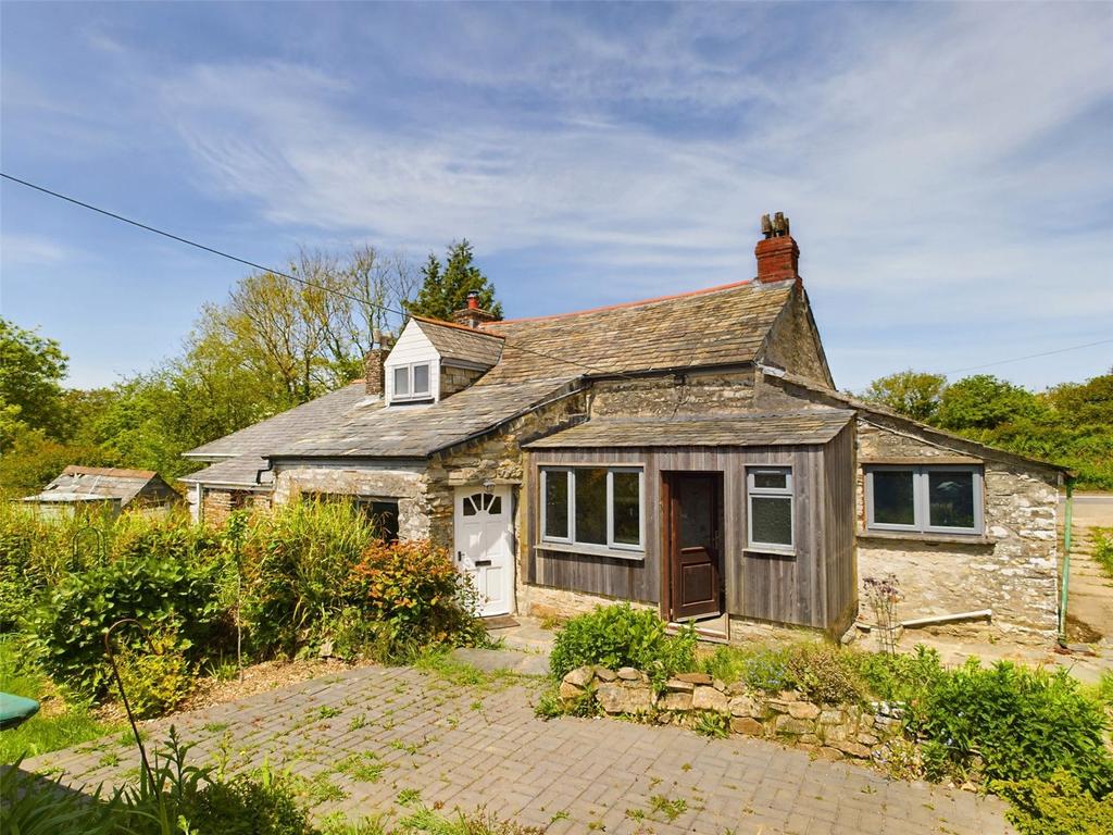 Camelford, Cornwall 3 bed detached house for sale £400,000