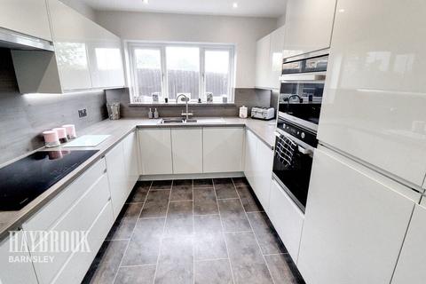 4 bedroom detached house for sale, Summer View, Royston