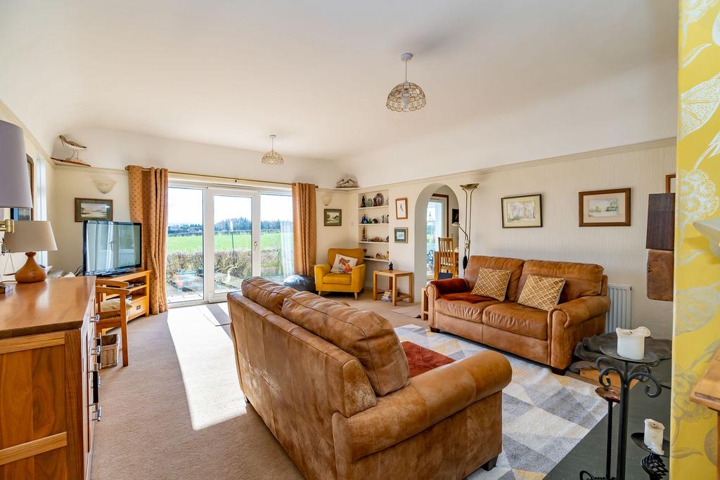 9 Damhead, Lothianburn, Edinburgh, EH10 7DZ 3 bed cottage for sale £