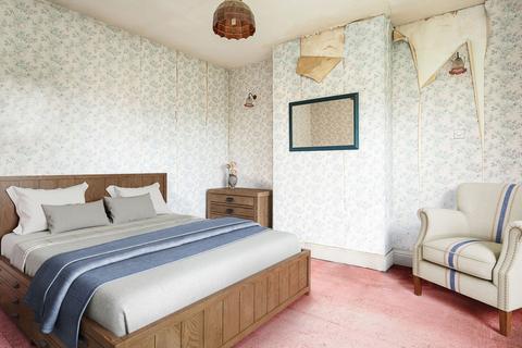 Bath Cottage Bath Road, Speen, Newbury, RG14 1RG