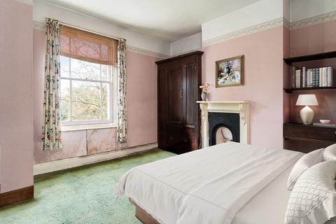 Bath Cottage Bath Road, Speen, Newbury, RG14 1RG