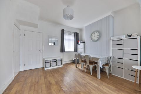 3 bedroom end of terrace house for sale - South View, Anlaby Common, Hull,  HU4 7SG