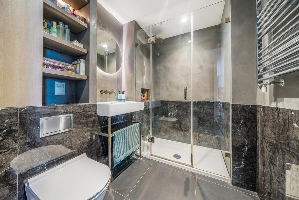 En Suite.jpg