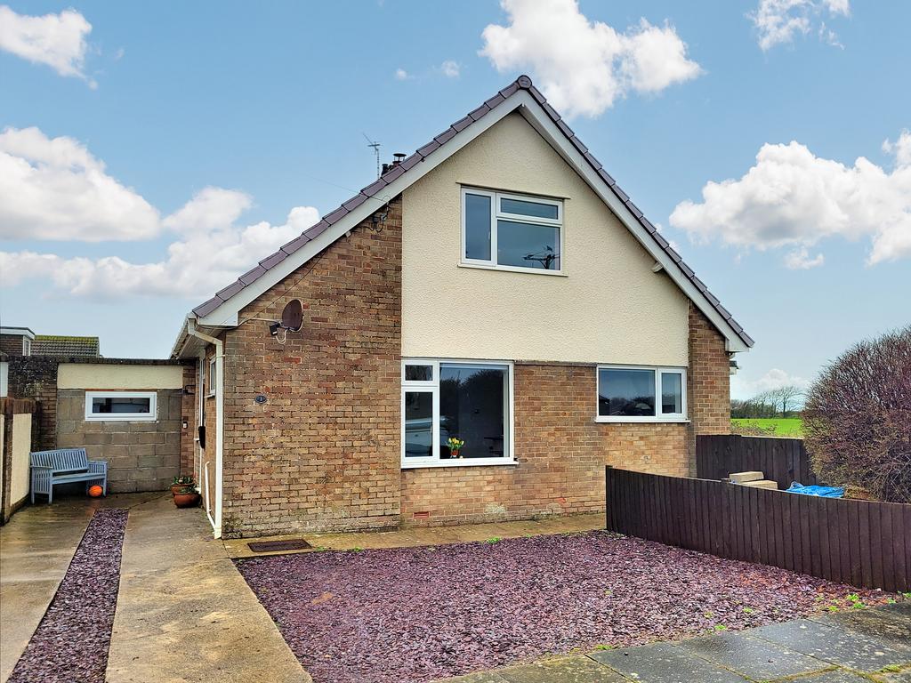 TRAVIS WAY, NOTTAGE, PORTHCAWL, CF36 3SD 3 bed detached house for sale