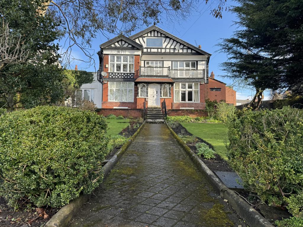 Potternewton Lane, Leeds, LS7 2 bed apartment for sale £175,000