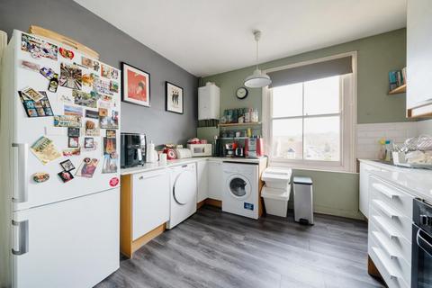 2 bedroom flat for sale - Whiteley Road, Crystal Palace