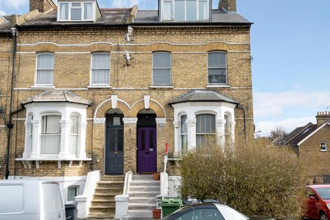 2 bedroom flat for sale - Whiteley Road, Crystal Palace