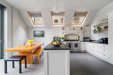26 Clyde Road, London, N22 7AE