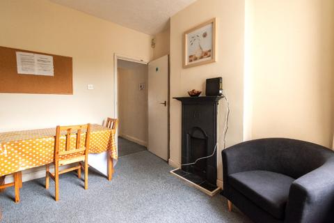 3 bedroom terraced house to rent, Connaught Road, Norwich, NR2