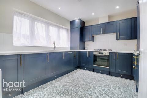 6 Witham Road, Romford, RM2 5XB