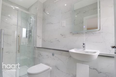 6 Witham Road, Romford, RM2 5XB