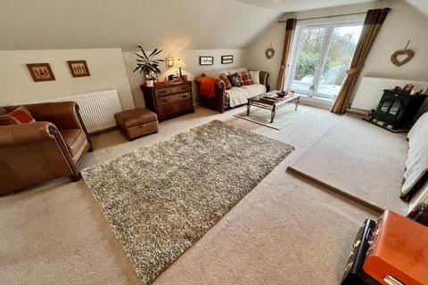 42 Glebe Road, Beith, KA15 1EZ