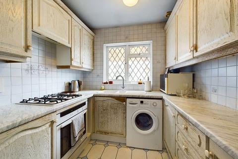 53 Cardinal Road, Ruislip, HA4 9PU