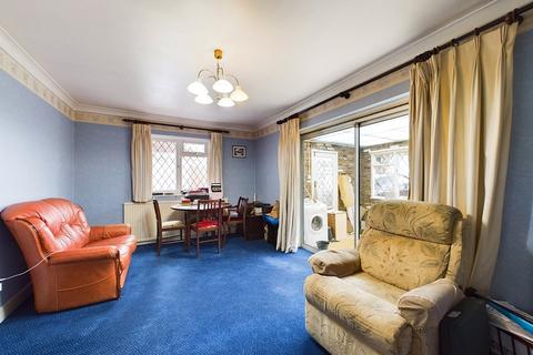 53 Cardinal Road, Ruislip, HA4 9PU