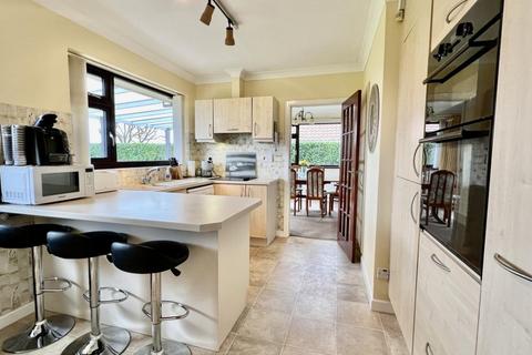 3 bedroom detached bungalow for sale, Christchurch Road, Ringwood, BH24 3AN