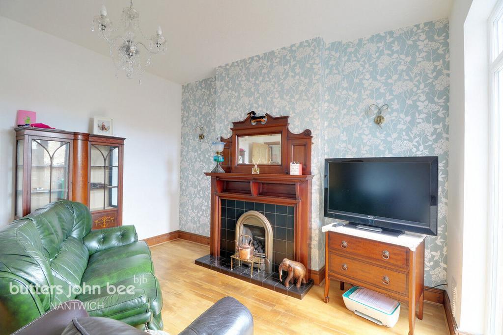 Coppice Road, Nantwich 4 bed terraced house for sale £350,000