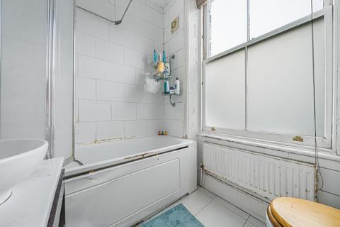4c Breakspears Road, London, SE4 1UW