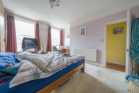 4c Breakspears Road, London, SE4 1UW