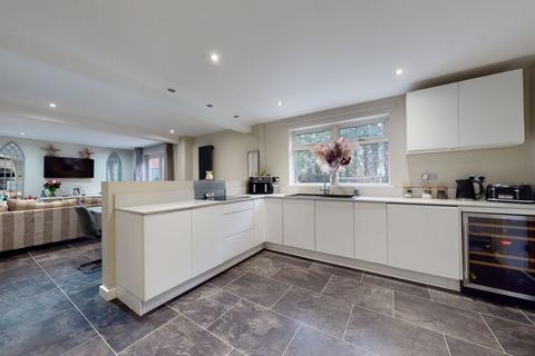 4 Edwinstowe Close, Northampton, NN3 3NW