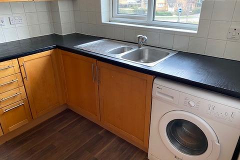 2 bedroom apartment to rent - Trafalger Court, Barking, IG11