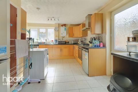 35 Chestnut Rise, Bar Hill, Cambridge, CB23 8TF