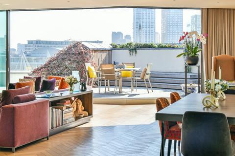 4 bedroom apartment for sale - Aria House