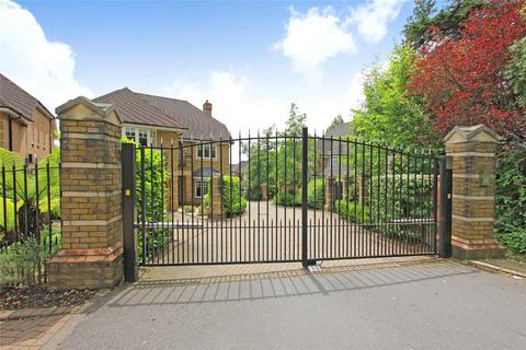 5 bedroom detached house for sale, Saddlers Close, Arkley, Barnet, EN5
