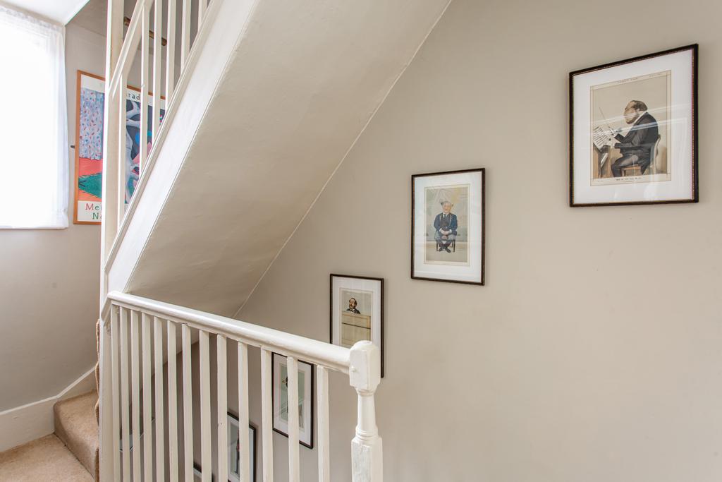 Landing/stairs