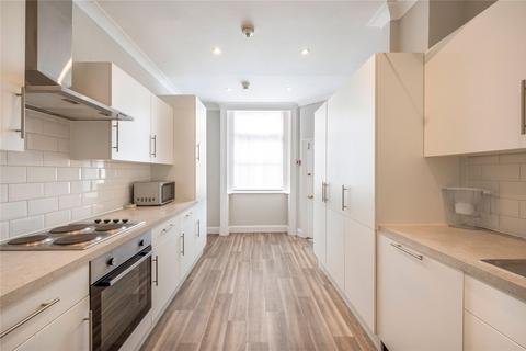3 bedroom flat to rent, Portland Place, London