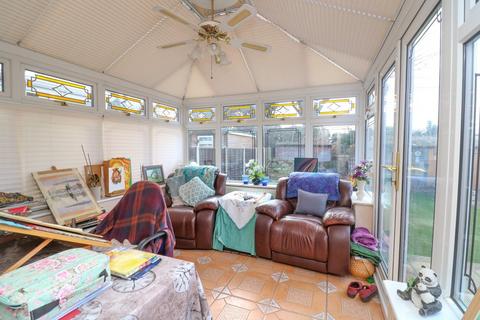1 Barbara Close, Rochford, SS4 1NQ