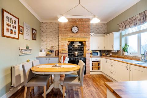 37 Cobwell Road, Retford, DN22 7BW