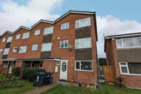 28 Coniston Close, Birmingham, B28 9DD