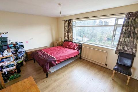 28 Coniston Close, Birmingham, B28 9DD