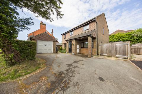 4 bedroom detached house for sale, Marklye Lane, Heathfield