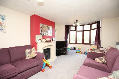 70 Shanklin Drive, Nuneaton, CV10 0BG