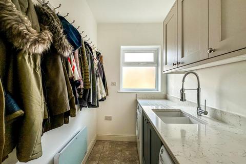 5 bedroom detached house for sale - Endeavour Way, Hythe, Southampton